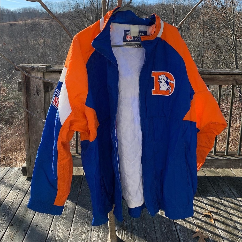 Vintage Broncos NFL Jacket L/XL